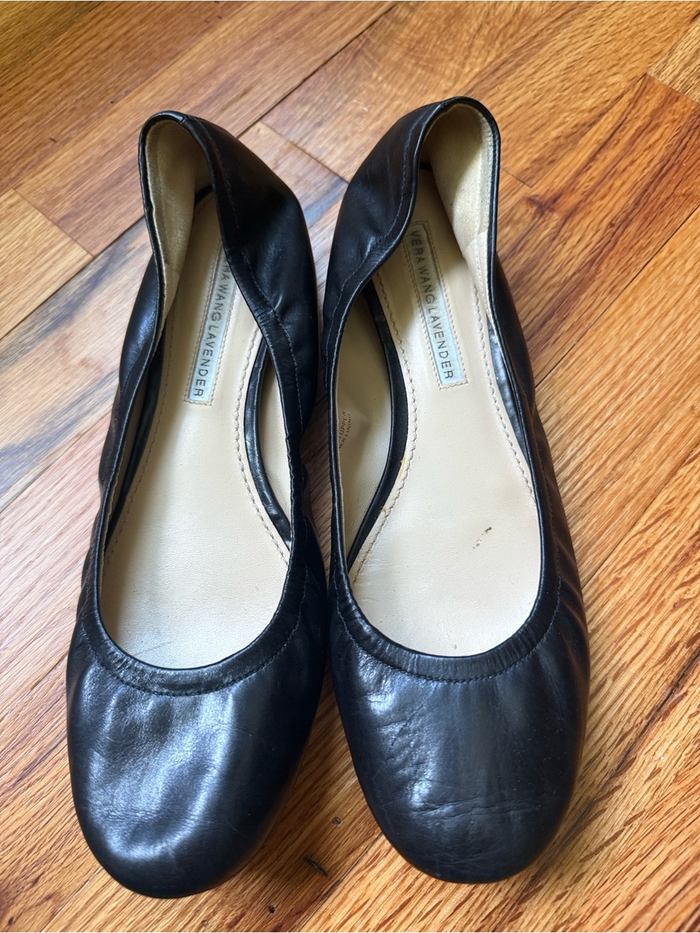 Vera Wang Lavender Label Black Leather Ballet Flats